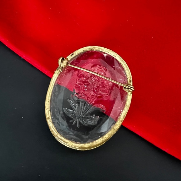 Vintage Glass Intaglio Circle Brooch Floral Pin Flower Brooch Jewelry - Picture 7 of 8
